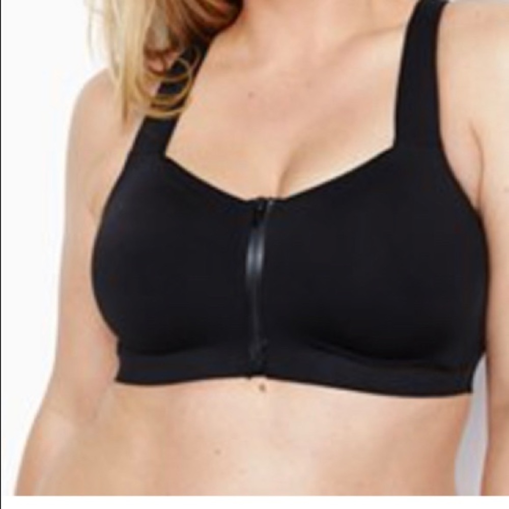 Victoria secrets knock out black sports bra 38 DDD